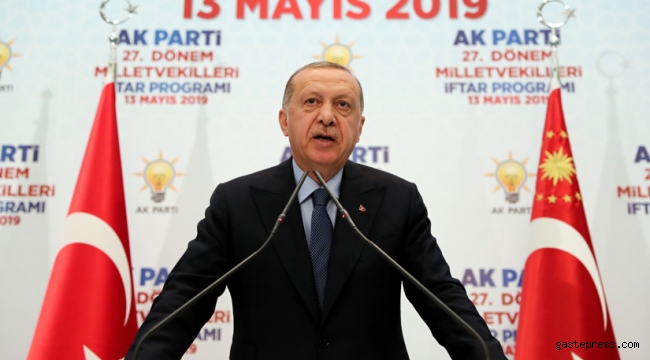 AK Parti'yi Kendi Heveslerinin Aracı Gibi Görenlerin Bu Çatı Altında Yeri Yoktur