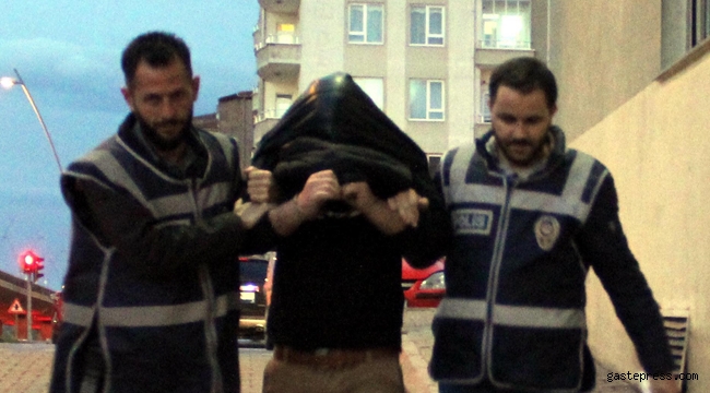 Trafikte makas atıp, polisleri silahla tehdit eden şüpheli, yakalandı