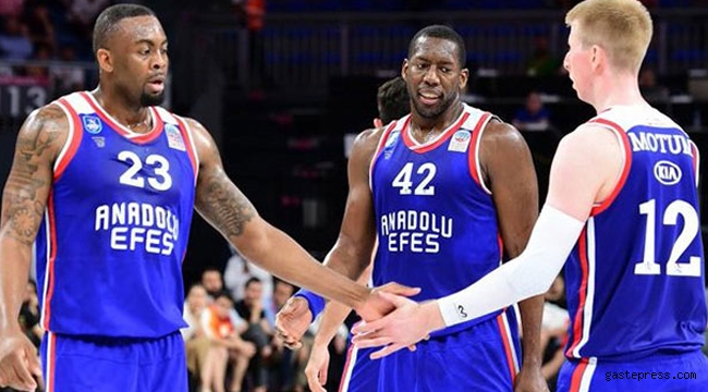 Anadolu Efes finale yükseldi