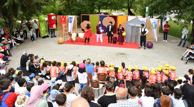 ASKİ Tiyatro Topluluğu Çevre Şenliği'nde…