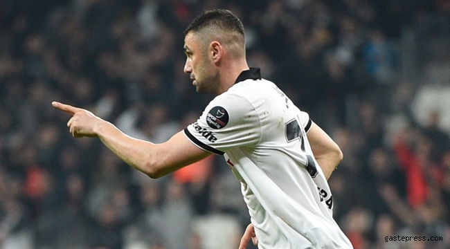 Burak Yılmaz'dan Lecce'ye doğru!