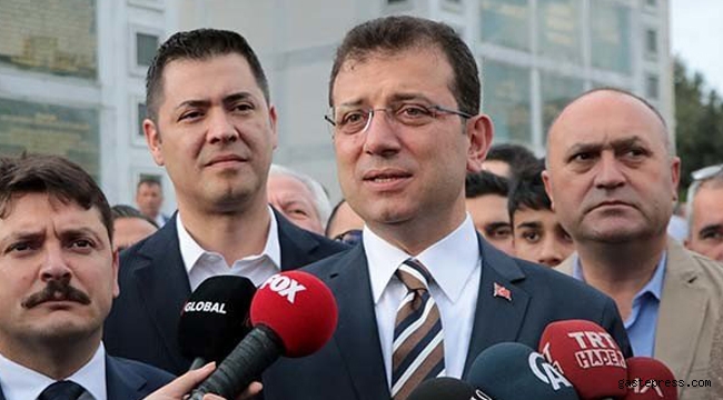 Ekrem İmamoğlu bayram namazı çıkışı rakiplerinin de bayramını kutladı