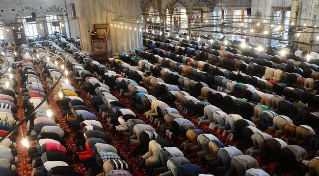 İl il bayram namazı saatleri Diyanet tarafından açıklandı