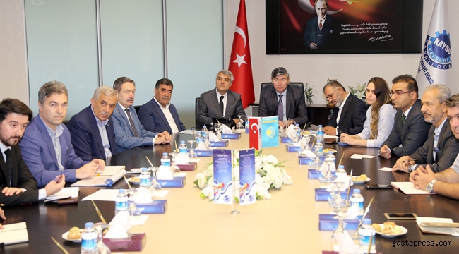Kazakistan Büyükelçisi'nden KAYSO'ya ziyaret