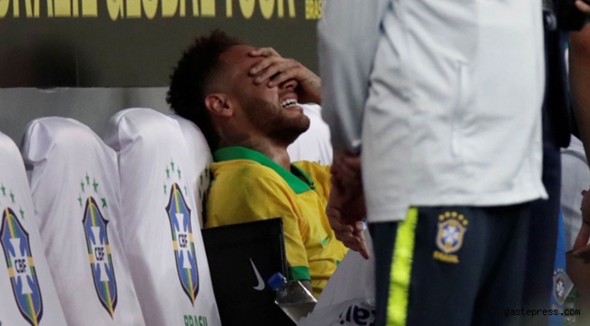 Neymar'ın ayağı kırıldı