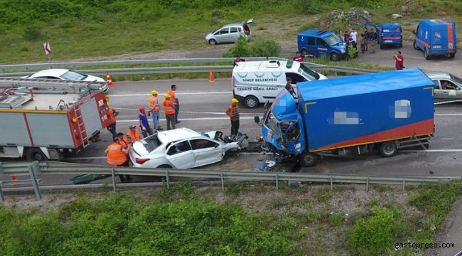 Sinop'ta feci kaza 2 üniversiteli genç can verdi