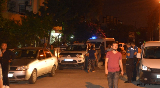 Adana'da 4 aylık evli olan astsubay dehşet saçtı!