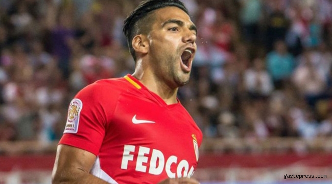 Galatasaray, Radamel Falcao ile prensipte anlaştı!