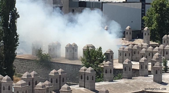 Kayseri'de Cami Kebir mahallesinde yangın