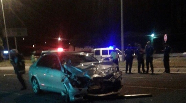 Kayseri'de iki otomobil çarpıştı: 2 ölü, 4 yaralı