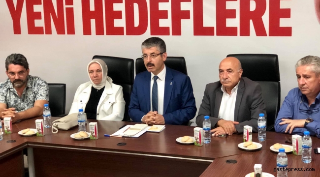 AK PARTİ Yönetim Kurulu Toplantısını Yaptı