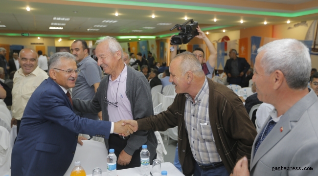 Başkan Büyükkılıç,  Develi’de yapılan Vefa Buluşması’na katıldı