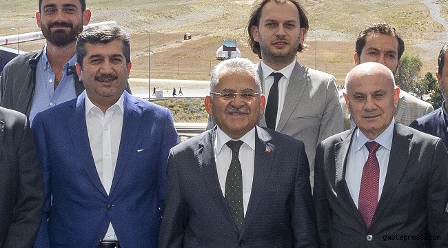 Başkan Büyükkılıç, Erciyes’te yatırımcılarla bir araya geldi!