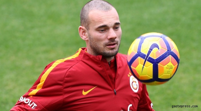 Galatasaray'ın eski futbolcusu Sneijder yeni mesleğini açıkladı!