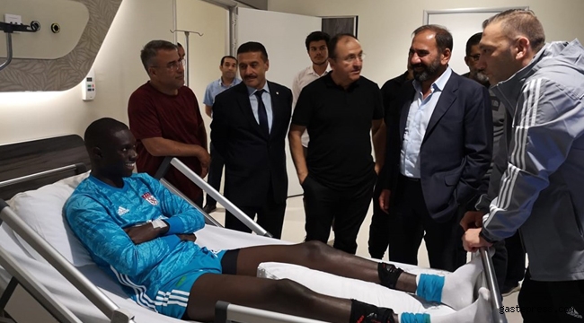 Sivasspor'un kalecisi Mamadou Samassa'nın durumu iyi!