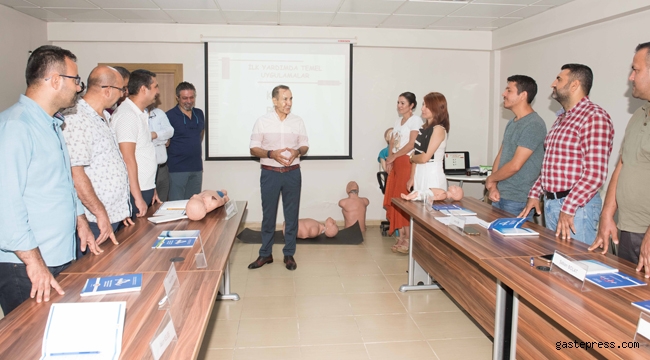 Adana Büyükşehir personeline ilk yardım eğitimi verdi!