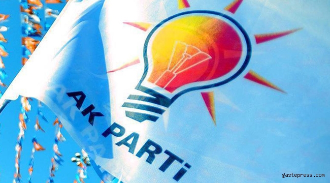 Ak Parti'den 12 isim daha istifa etti!