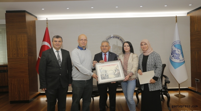Başkan Büyükkılıç, Bosnalı öğretmenlerle görüştü