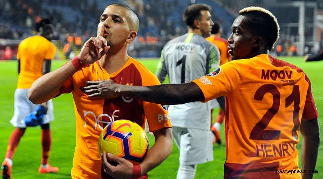 Galatasaraylı Feghouli, çıkan dedikoduları yalanladı!