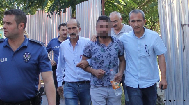 Kayseri'de bir inşaatta intihara kalkışan işsiz vatandaşı polis ikna etti!