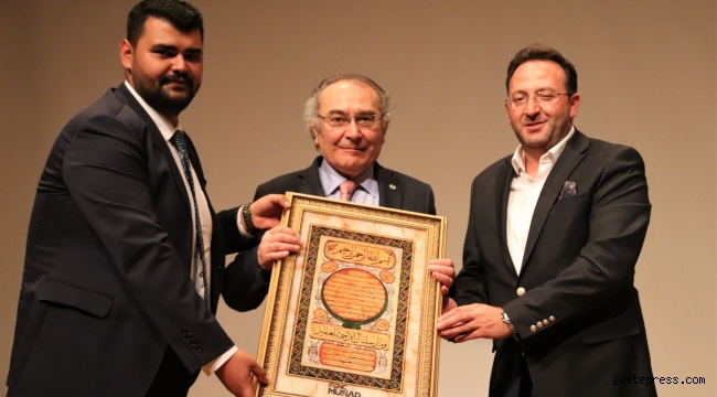 Prof. Dr. Nevzat Tarhan Söyleşisi