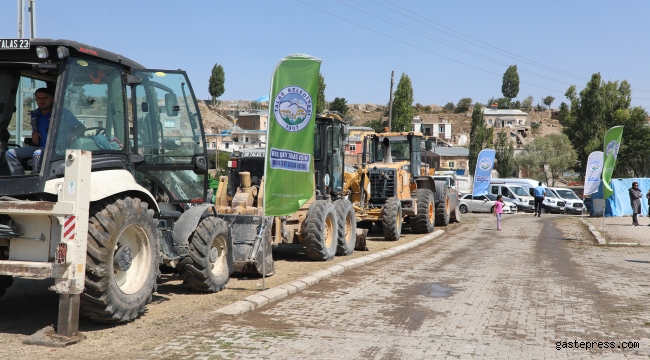 Talas'tan Çevlik Mahallesine Hizmet Çıkarması