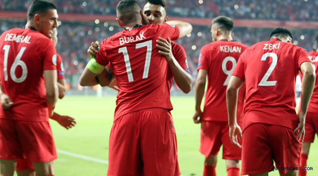 A Milliler 575. maçına çıkıyor!