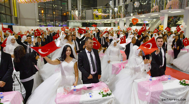 Ankara Büyükşehir’den 219 Çifte Toplu Nikah Töreni!