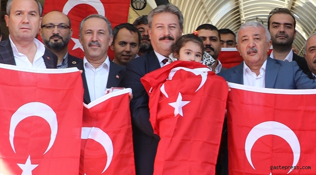 Kayseri Bugün Türk Bayrakları İle Donatıldı!
