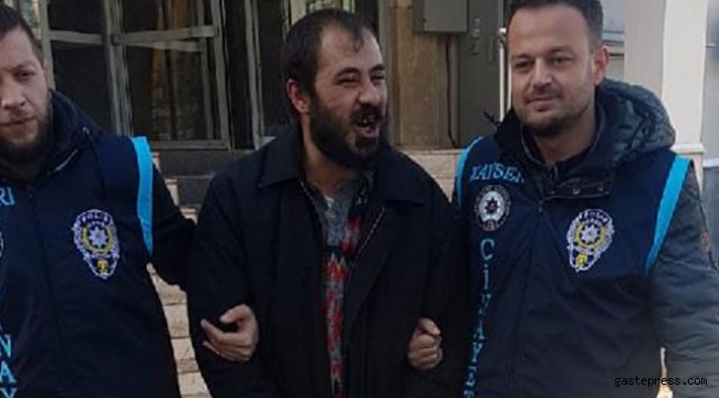 Kendimi dizilerde zannediyorum