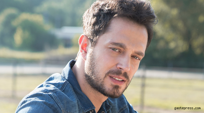 Murat Boz Mehmetçik Vakfı'na ne kadar bağışladı?