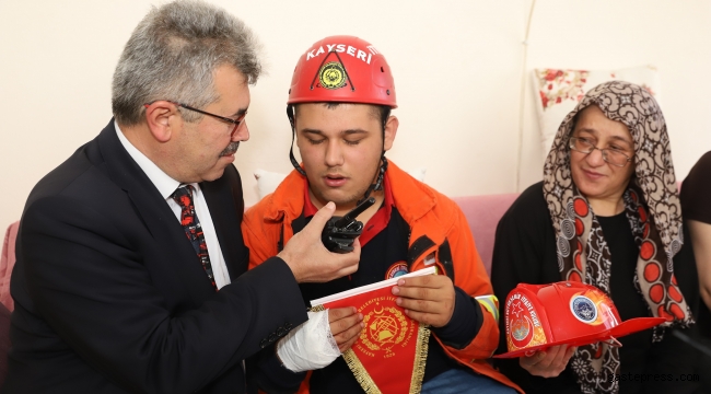 Otizimli Gencin İtfaiye Sevgisi