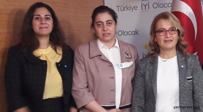 Türkiye'de Kadın Olmak,Çalışmak,Yaşamak, Gülmek Bile Zor