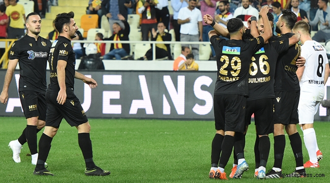 Yeni Malatyaspor, Denizli'ye gol olup yağdı!