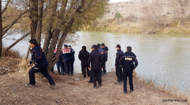 Kayıp nakliyecinin Kızılırmak'ta cesedi bulundu