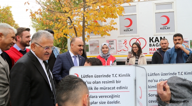 Kayseri Valisi Günaydın'dan kan bağışı vurgusu