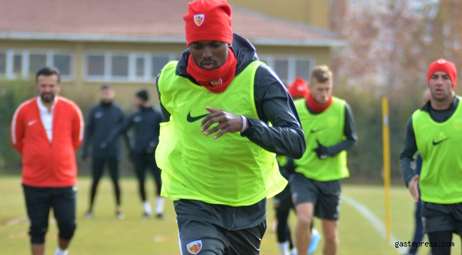 Kayserispor'da Bernard Mensah'tan, Fenerbahçe açıklaması geldi!