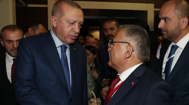 Memduh Başkan'dan Cumhurbaşkanı'na Pastırma İkramı!