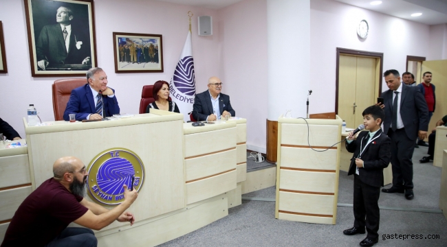 Türk Dünyası Festivali katılımcıları Seyhan’da