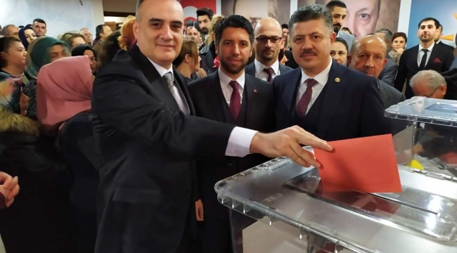 AK Parti'de seçim heyecanı