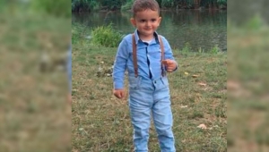 Anne kazadan yaralı kurtuldu, çocuğu evinde ölü bulundu
