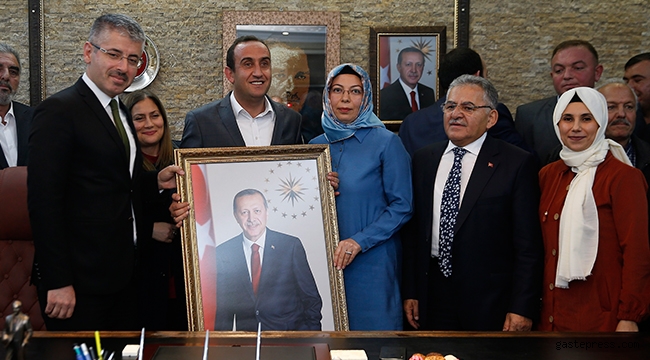 Başkan Büyükkılıç, Başkalarına Laf, Bizlere İcraat Yakışır
