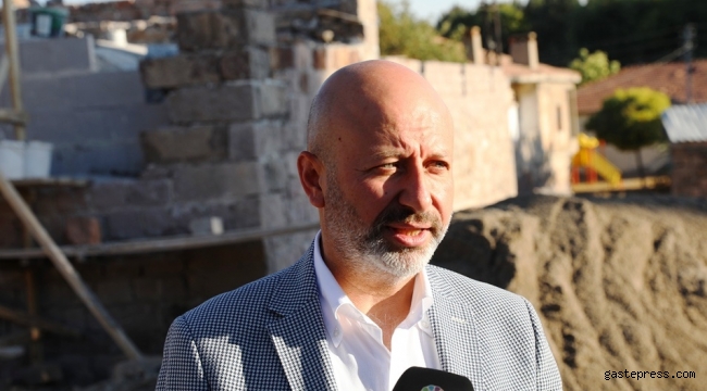 Çolakbayrakdar, Tarihi Eserlere Hakettiği Değeri Veriyoruz
