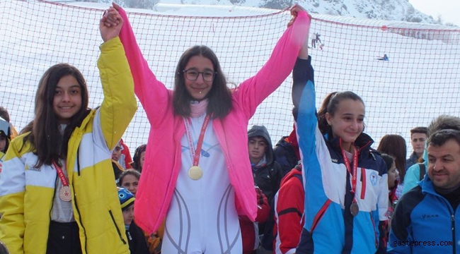 Hacılar HADAK Sporcuları Sezona Madalyalarla Başladı!