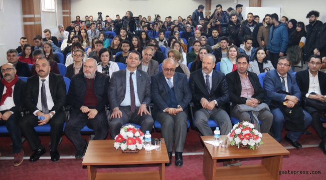 Kayseri Üniversitesi’nde ”Yeni Medya” Konulu Söyleşi Düzenlendi!