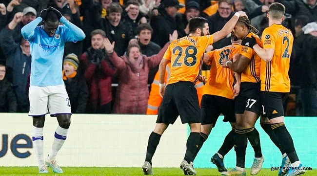 Manchester City 2-0 öne geçtiği maçta Wolverhampton'a mağlup oldu!