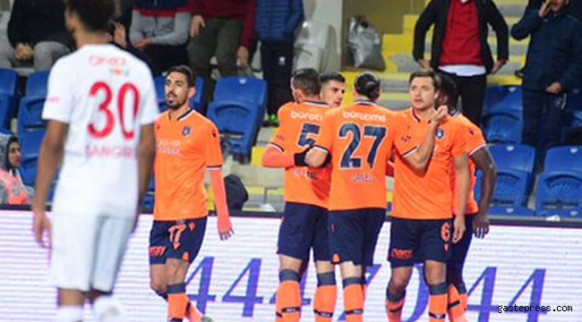 Medipol Başakşehir, Antalyaspor'u rahat geçti!