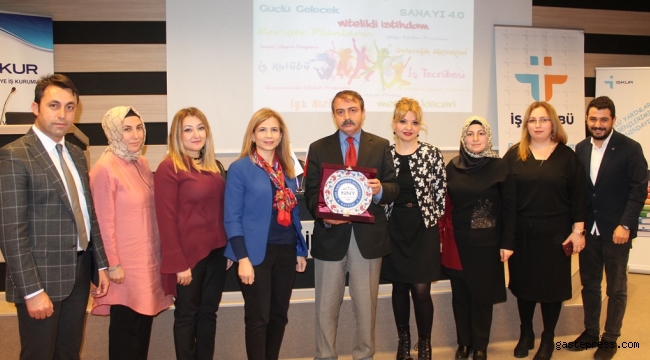 NNYÜ'de İşkur Kampüste Kariyer Günleri Etkinliği