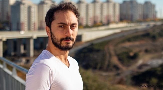 Youtube'de Rekora Koşuyor