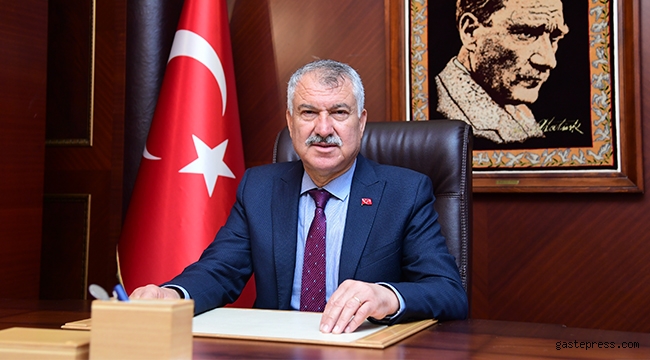 Adana Belediye Başkanı Zeydan Karalar, Yeniden bayram olacak, kutlama yapılacak günlerin özlemiyle…